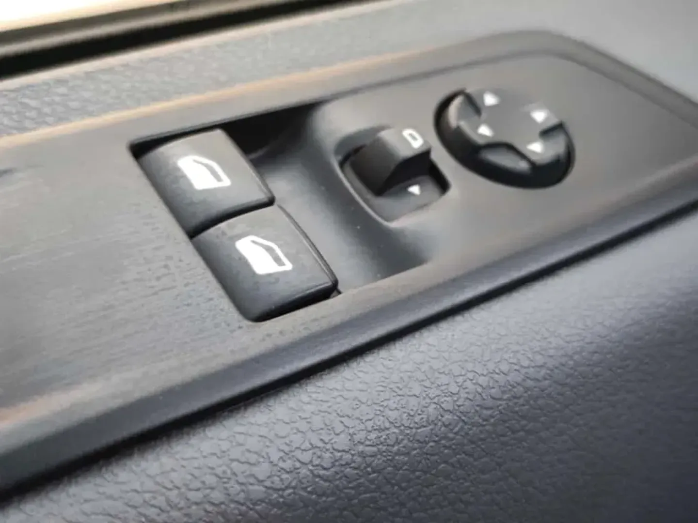 Cumpara/ Vinde online Opel Vivaro 2021 SH, la cel mai bun pret pentru tine!