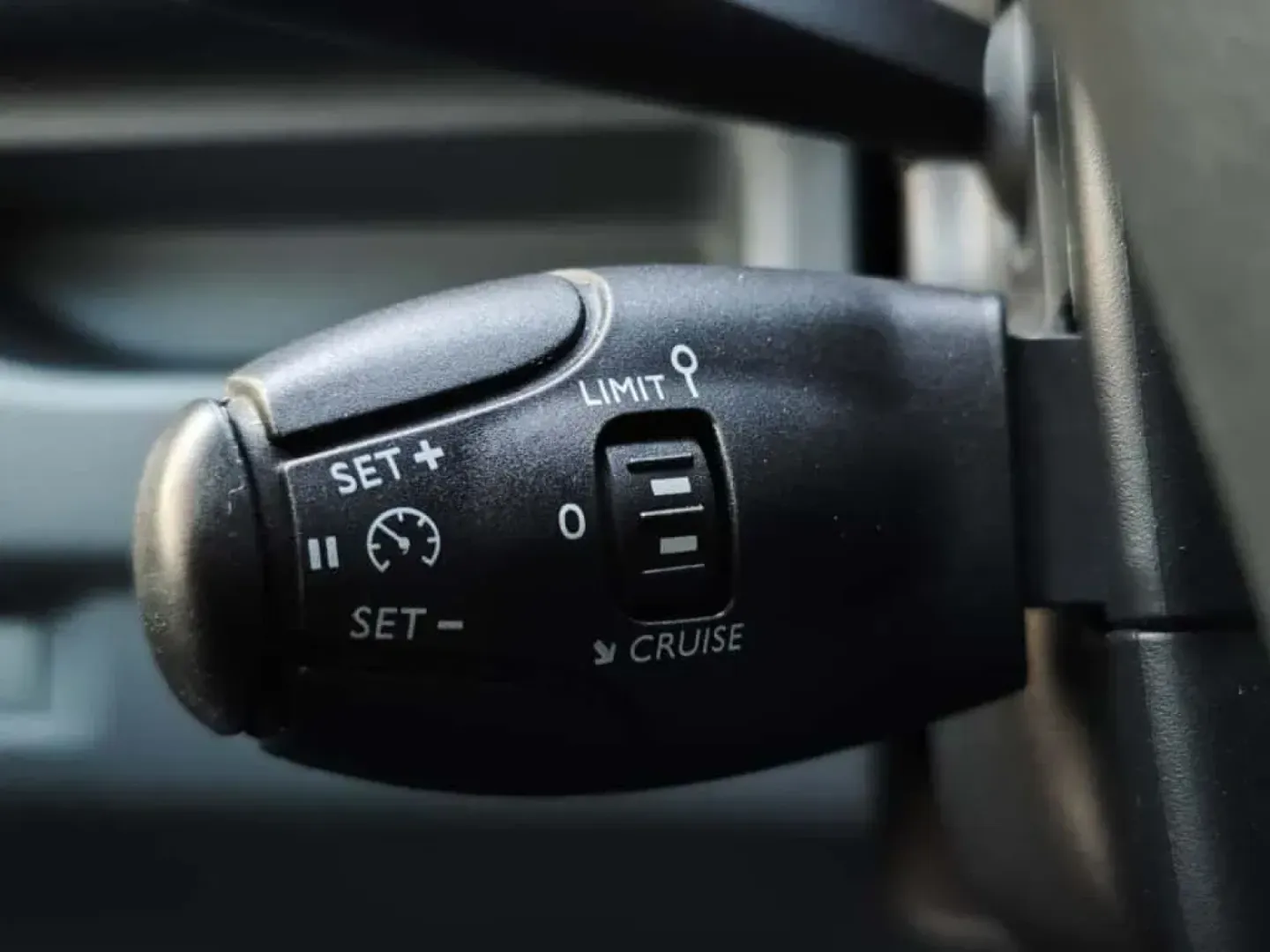 Cumpara/ Vinde online Opel Vivaro 2021 SH, la cel mai bun pret pentru tine!