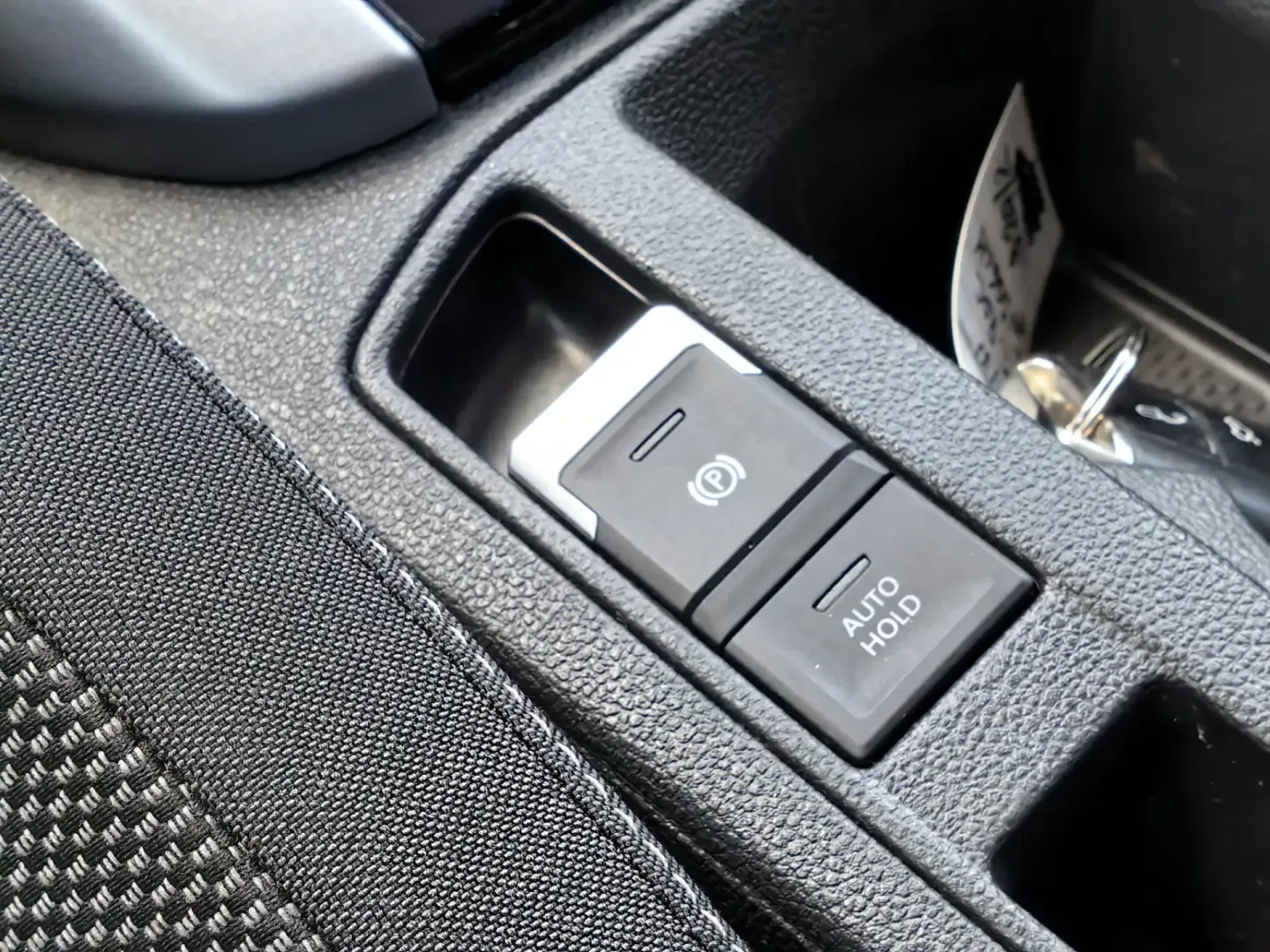 Cumpara/ Vinde online Volkswagen T-Roc 2023 SH, la cel mai bun pret pentru tine!