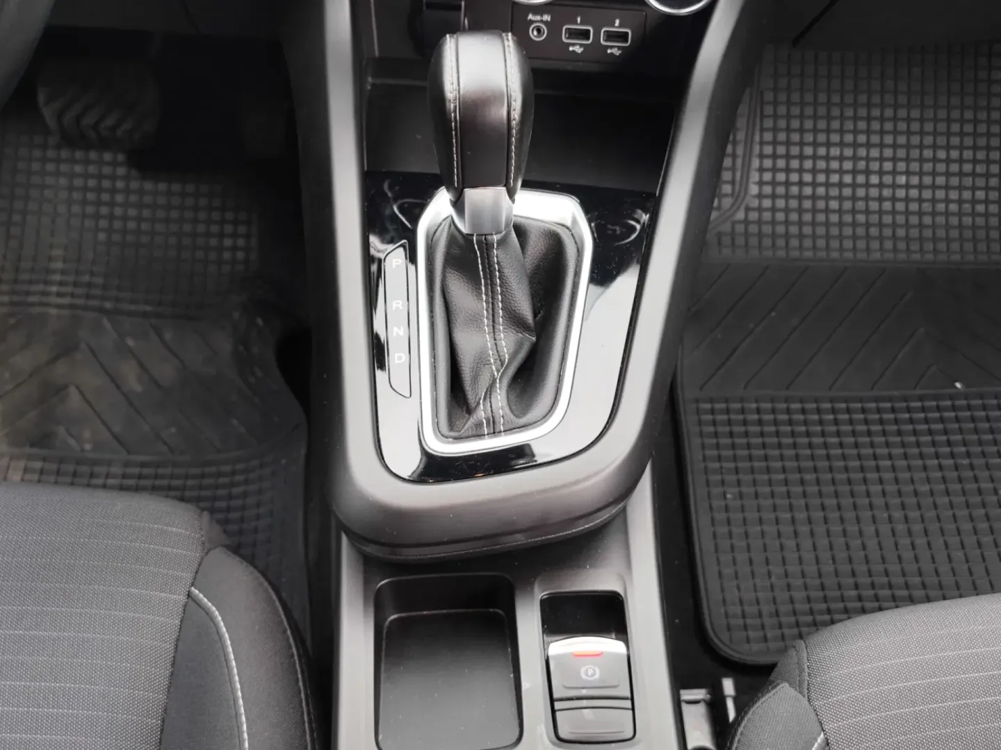 Cumpara/ Vinde online Renault  Arkana 2022 SH, la cel mai bun pret pentru tine!