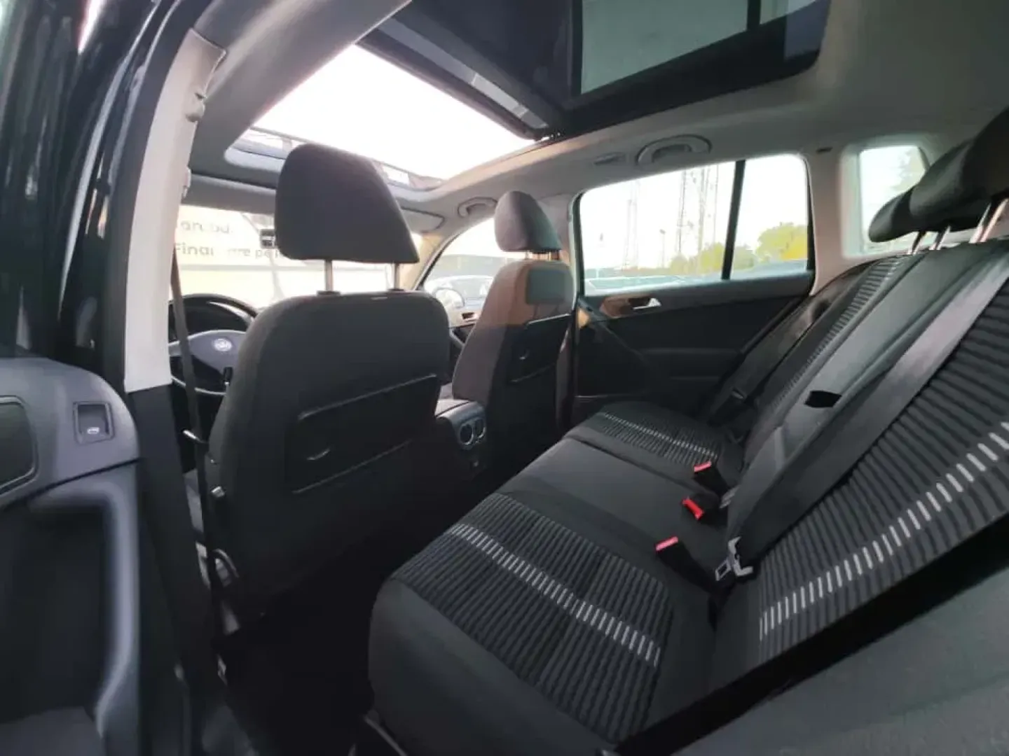 Cumpara/ Vinde online Volkswagen Tiguan 2010 SH, la cel mai bun pret pentru tine!