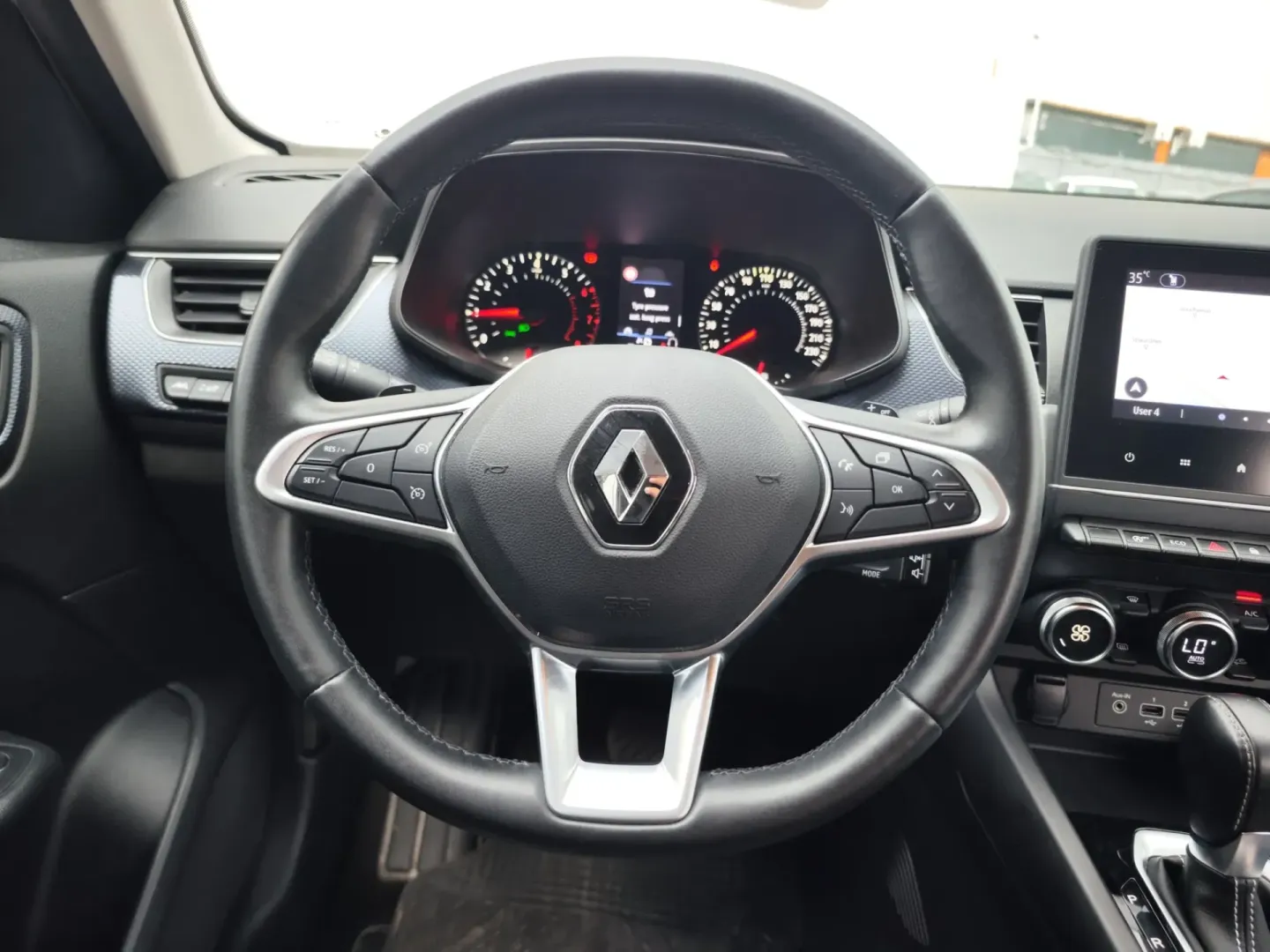 Cumpara/ Vinde online Renault  Arkana 2022 SH, la cel mai bun pret pentru tine!