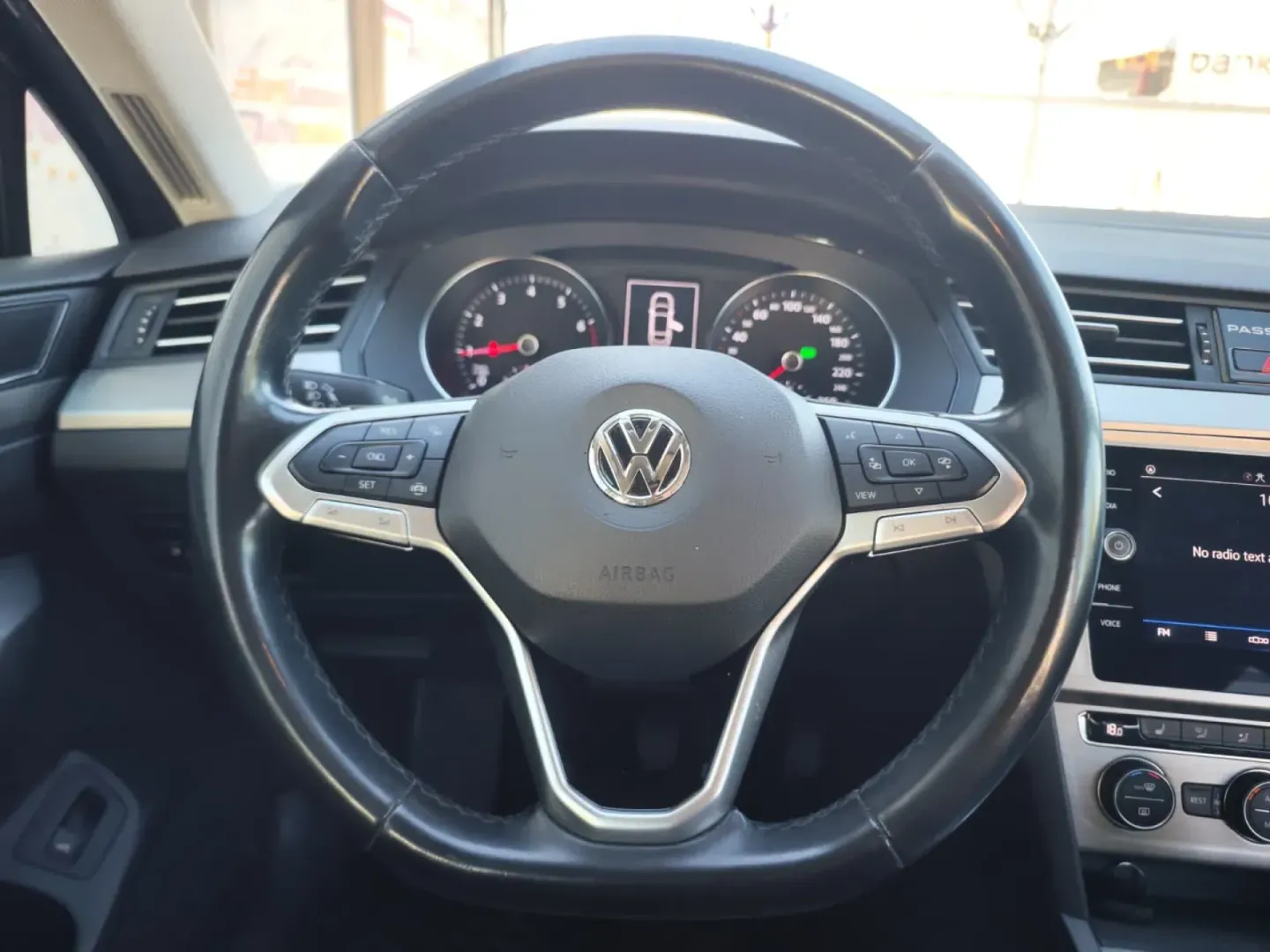 Cumpara/ Vinde online Volkswagen Passat 2020 SH, la cel mai bun pret pentru tine!