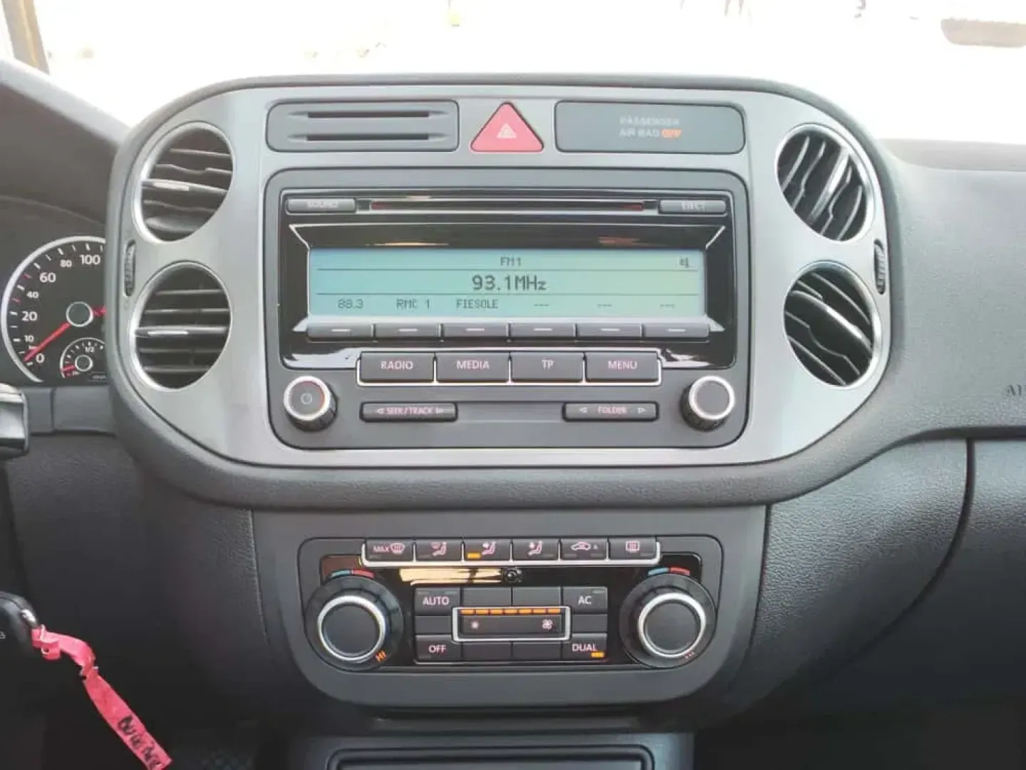 Cumpara/ Vinde online Volkswagen Tiguan 2010 SH, la cel mai bun pret pentru tine!