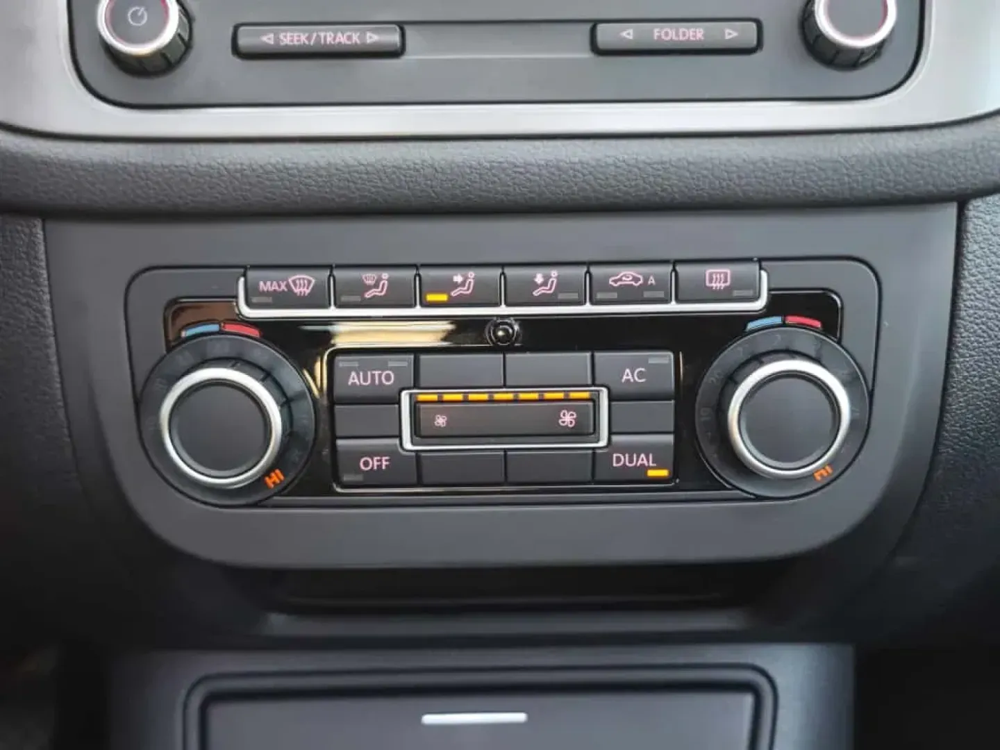 Cumpara/ Vinde online Volkswagen Tiguan 2010 SH, la cel mai bun pret pentru tine!