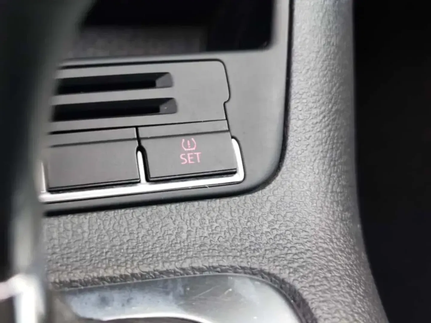 Cumpara/ Vinde online Volkswagen Tiguan 2010 SH, la cel mai bun pret pentru tine!