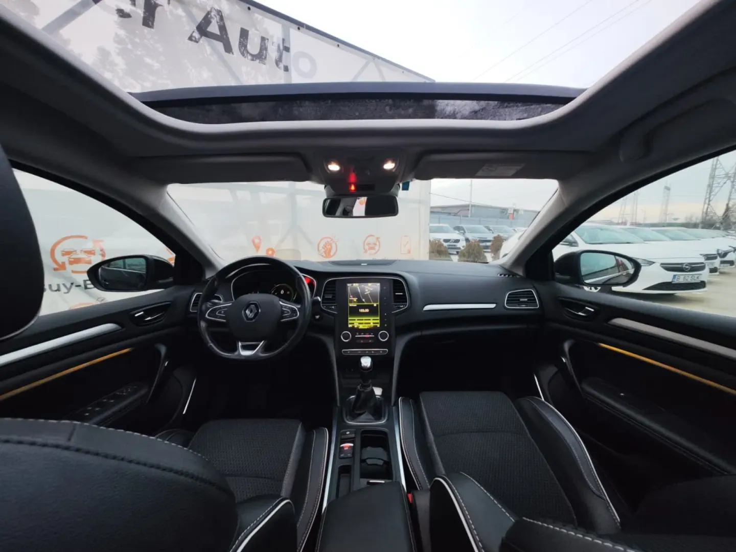 Cumpara/ Vinde online Renault  Megane 2018 SH, la cel mai bun pret pentru tine!