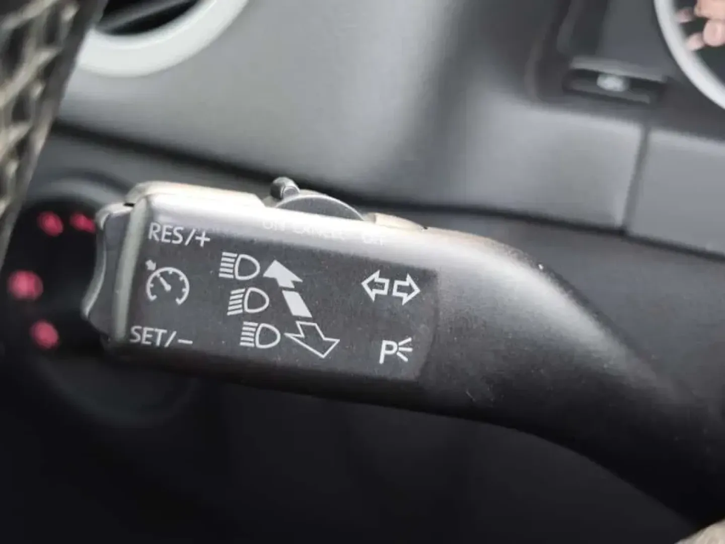 Cumpara/ Vinde online Volkswagen Tiguan 2010 SH, la cel mai bun pret pentru tine!