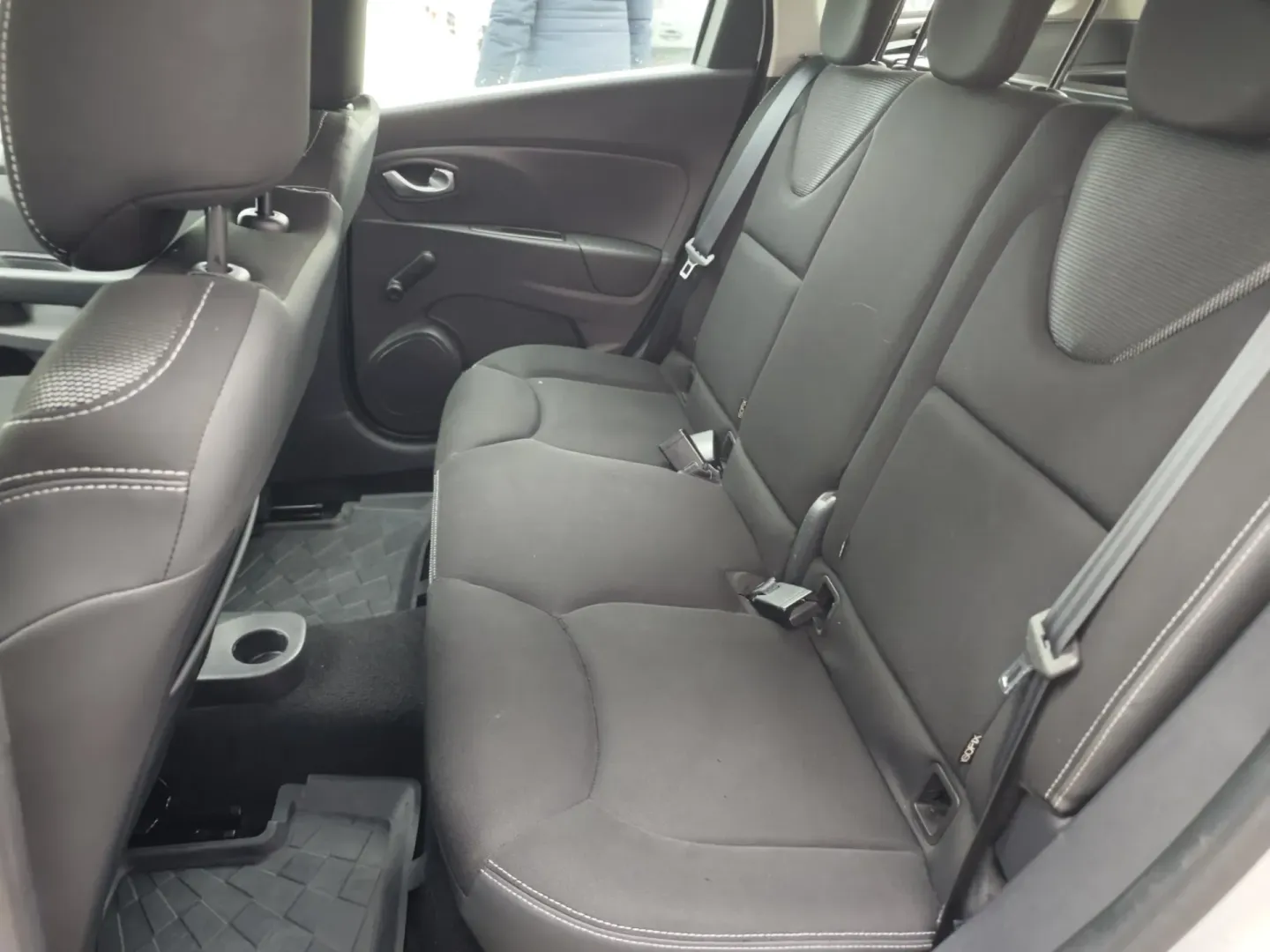 Cumpara/ Vinde online Renault  Clio 2020 SH, la cel mai bun pret pentru tine!