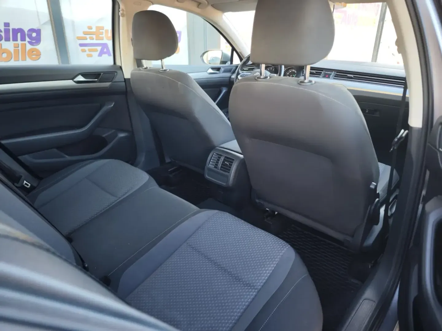 Cumpara/ Vinde online Volkswagen Passat 2020 SH, la cel mai bun pret pentru tine!