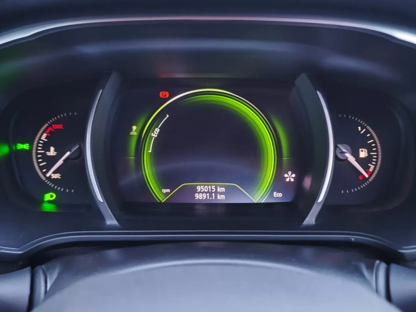 Cumpara/ Vinde online Renault  Megane 2018 SH, la cel mai bun pret pentru tine!