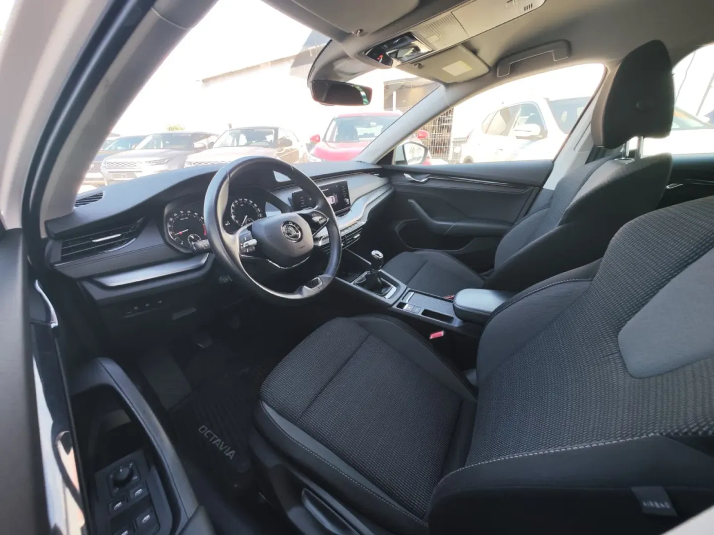 Cumpara/ Vinde online Skoda Octavia 2021 SH, la cel mai bun pret pentru tine!