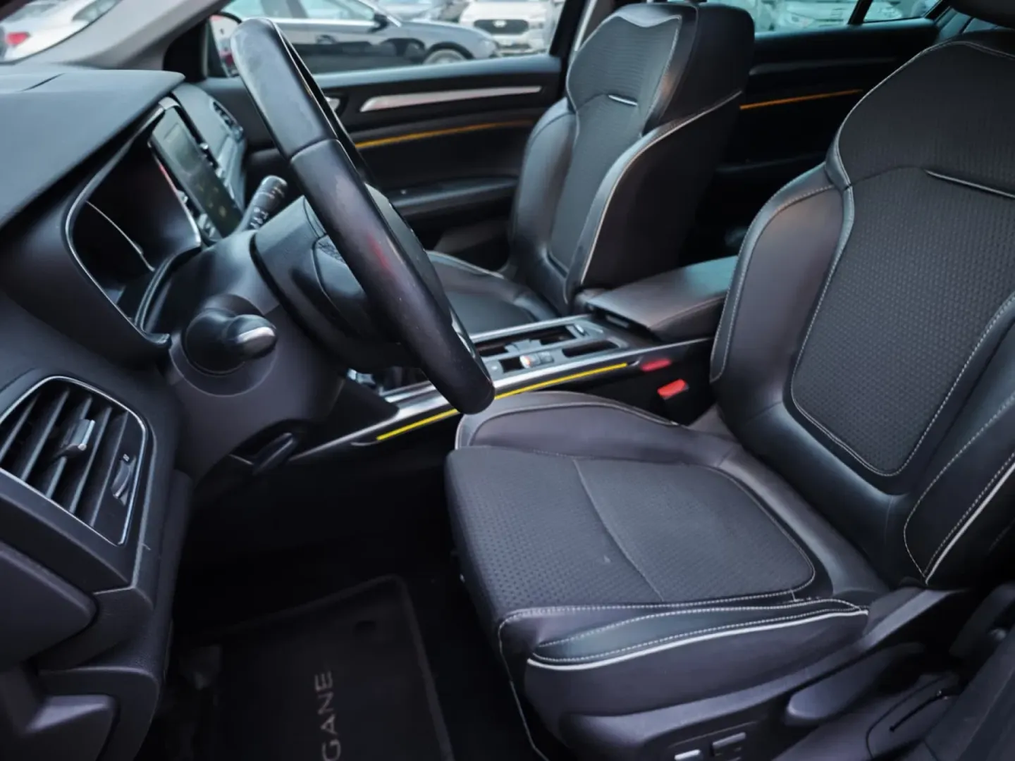 Cumpara/ Vinde online Renault  Megane 2018 SH, la cel mai bun pret pentru tine!