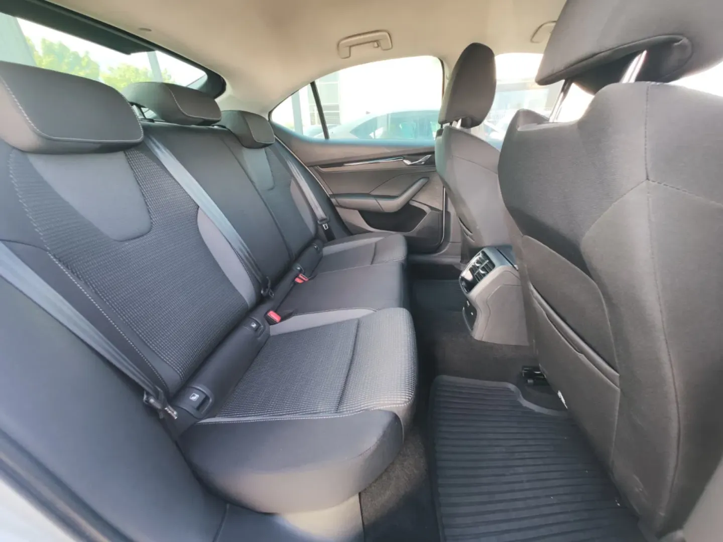 Cumpara/ Vinde online Skoda Octavia 2021 SH, la cel mai bun pret pentru tine!
