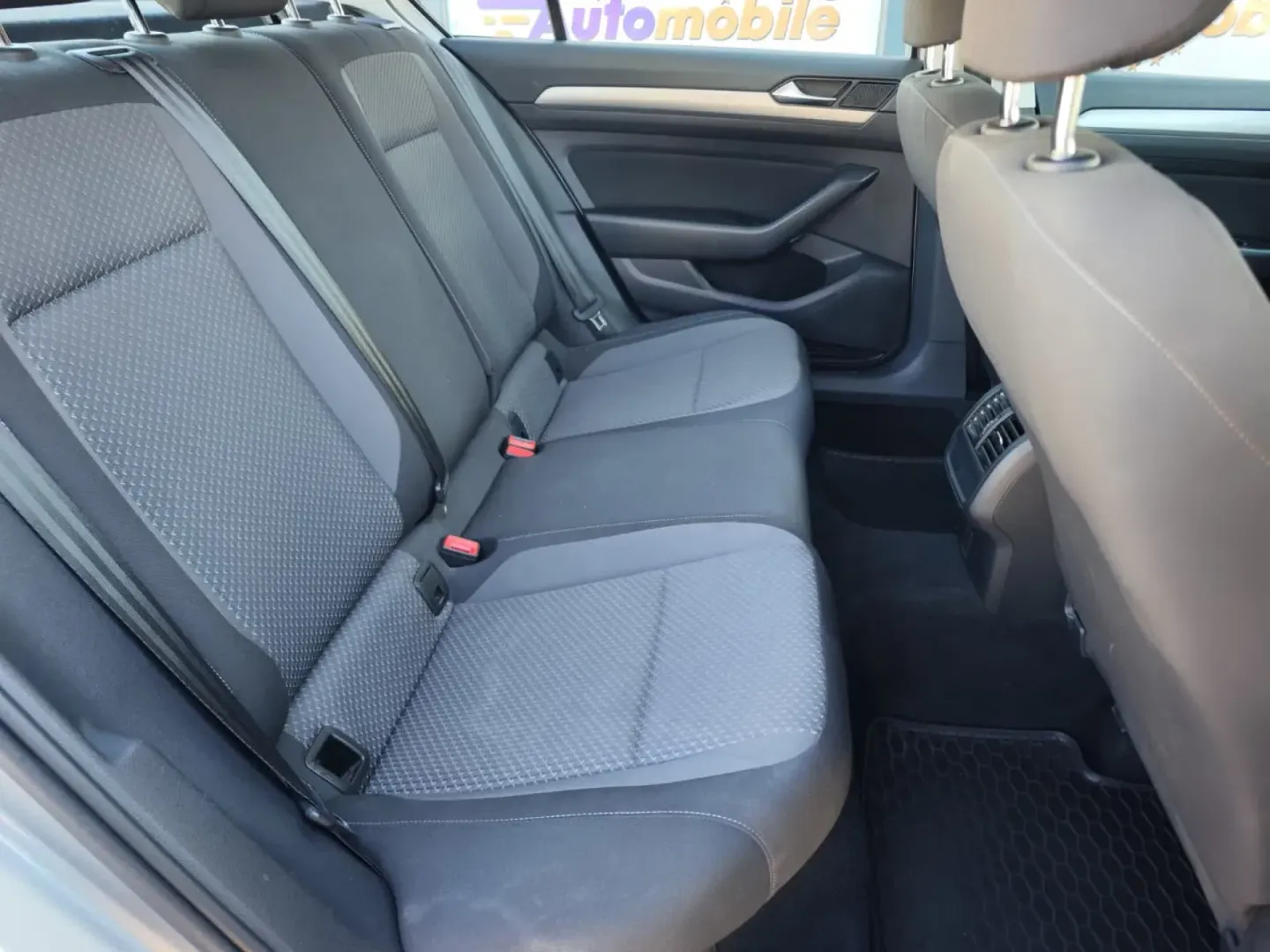 Cumpara/ Vinde online Volkswagen Passat 2020 SH, la cel mai bun pret pentru tine!