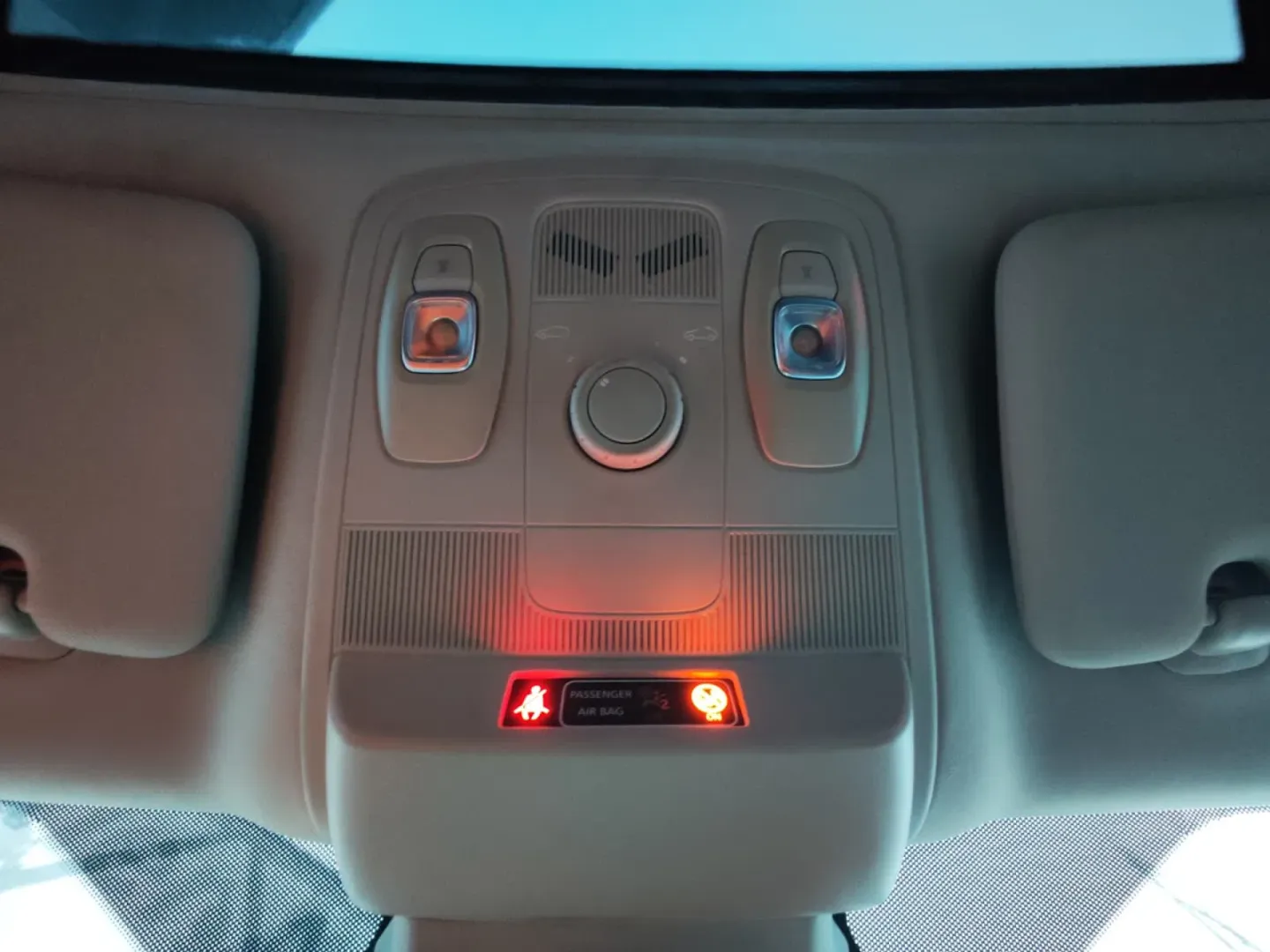 Cumpara/ Vinde online Renault  Megane 2018 SH, la cel mai bun pret pentru tine!