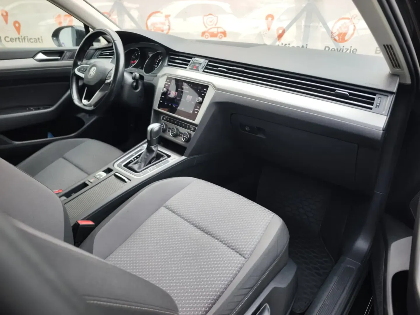 Cumpara/ Vinde online Volkswagen Passat 2020 SH, la cel mai bun pret pentru tine!