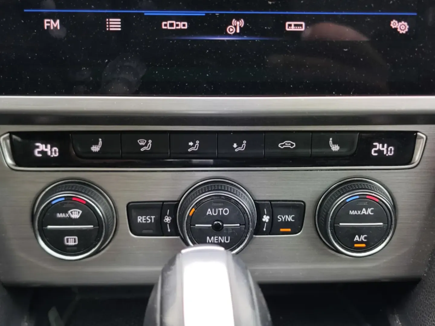 Cumpara/ Vinde online Volkswagen Passat 2020 SH, la cel mai bun pret pentru tine!