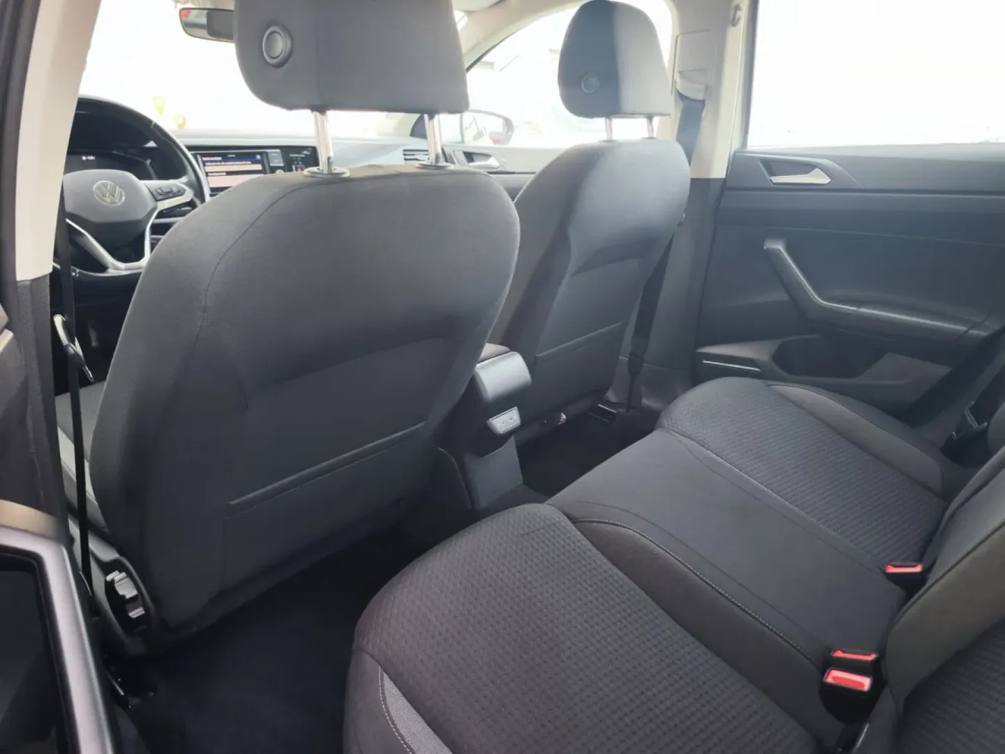 Cumpara/ Vinde online Volkswagen Polo 2022 SH, la cel mai bun pret pentru tine!