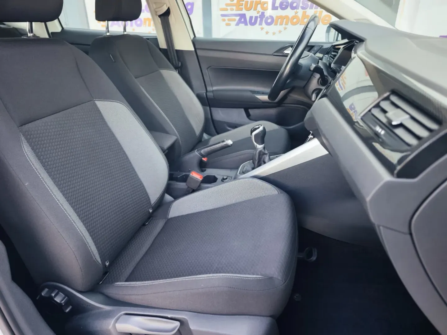 Cumpara/ Vinde online Volkswagen Polo 2022 SH, la cel mai bun pret pentru tine!