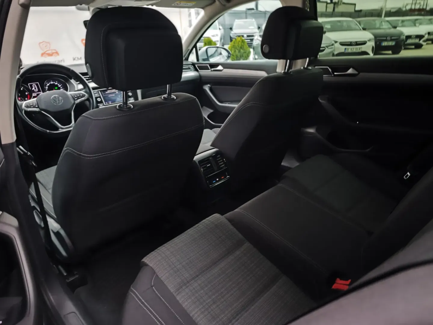 Cumpara/ Vinde online Volkswagen Passat 2020 SH, la cel mai bun pret pentru tine!