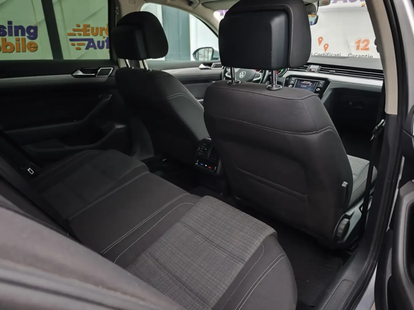 Cumpara/ Vinde online Volkswagen Passat 2020 SH, la cel mai bun pret pentru tine!