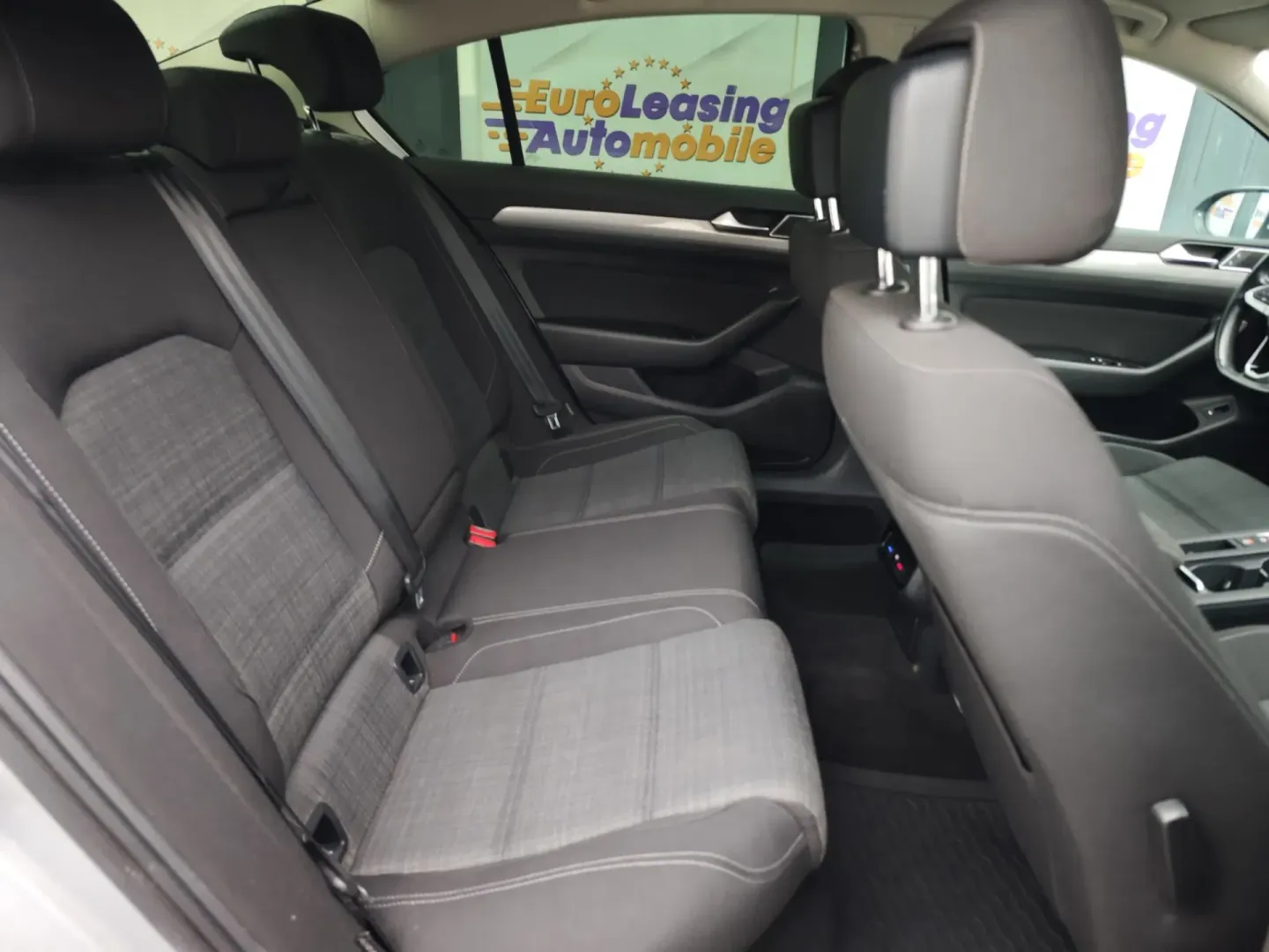 Cumpara/ Vinde online Volkswagen Passat 2020 SH, la cel mai bun pret pentru tine!