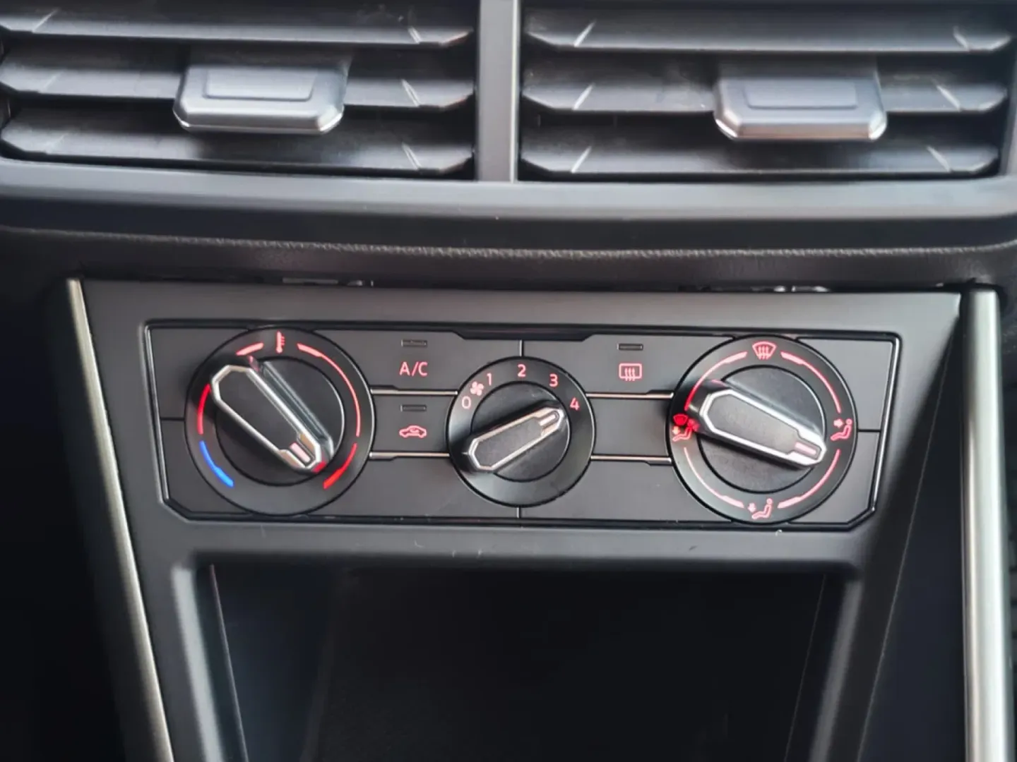 Cumpara/ Vinde online Volkswagen Polo 2019 SH, la cel mai bun pret pentru tine!