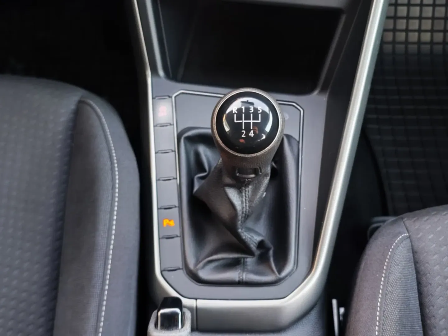 Cumpara/ Vinde online Volkswagen Polo 2019 SH, la cel mai bun pret pentru tine!