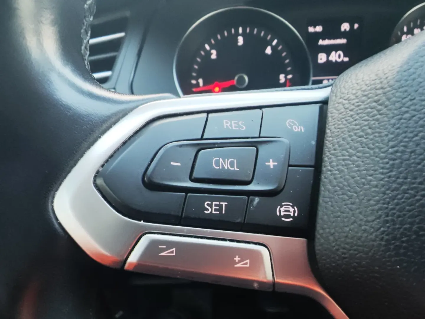 Cumpara/ Vinde online Volkswagen Passat 2020 SH, la cel mai bun pret pentru tine!