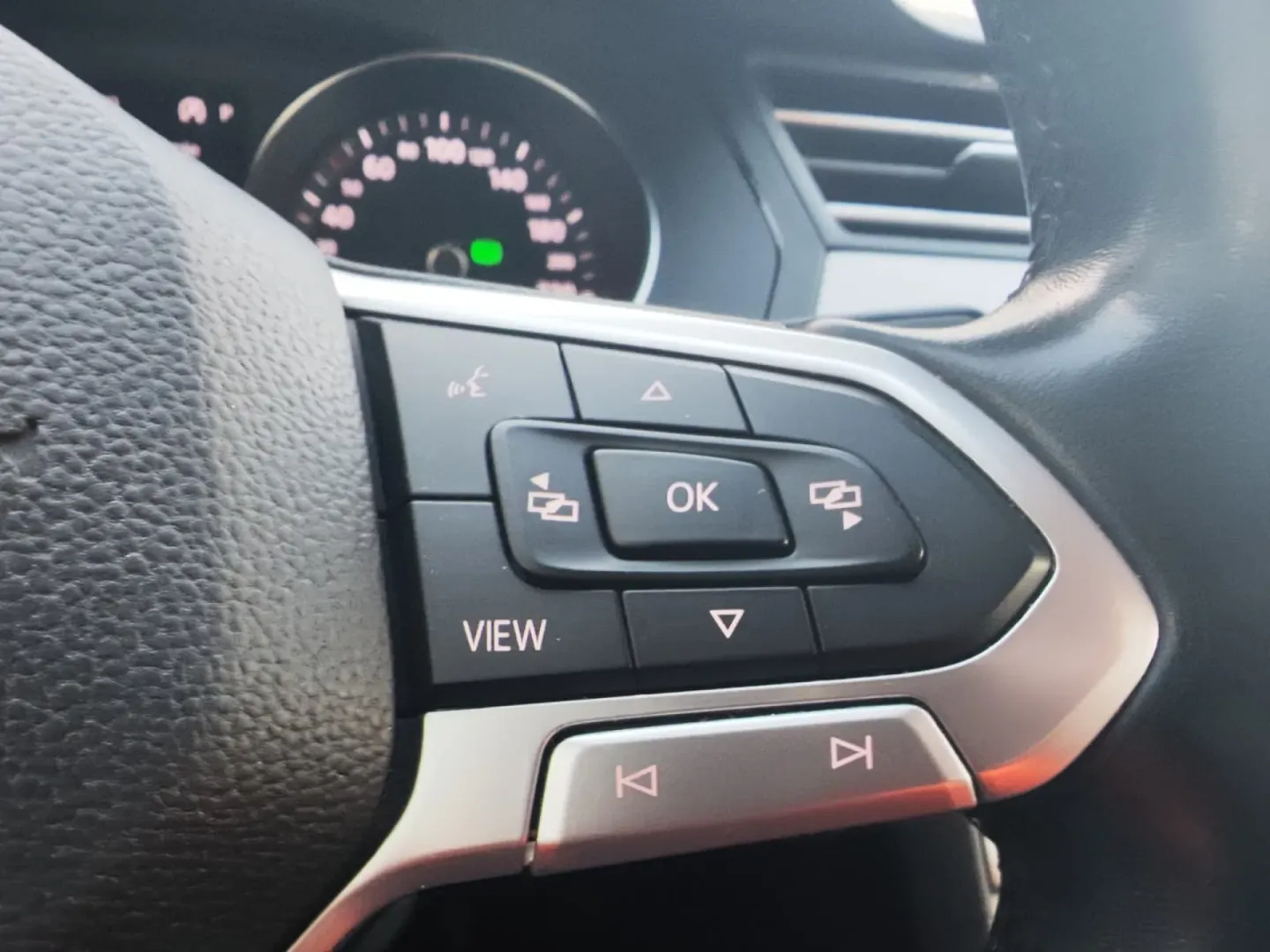 Cumpara/ Vinde online Volkswagen Passat 2020 SH, la cel mai bun pret pentru tine!