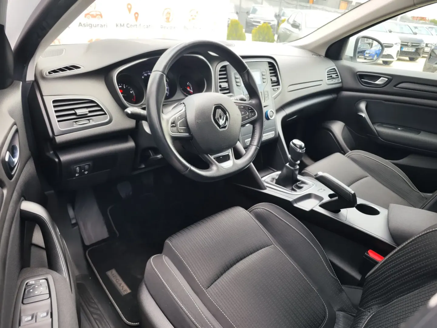 Cumpara/ Vinde online Renault  Megane 2018 SH, la cel mai bun pret pentru tine!