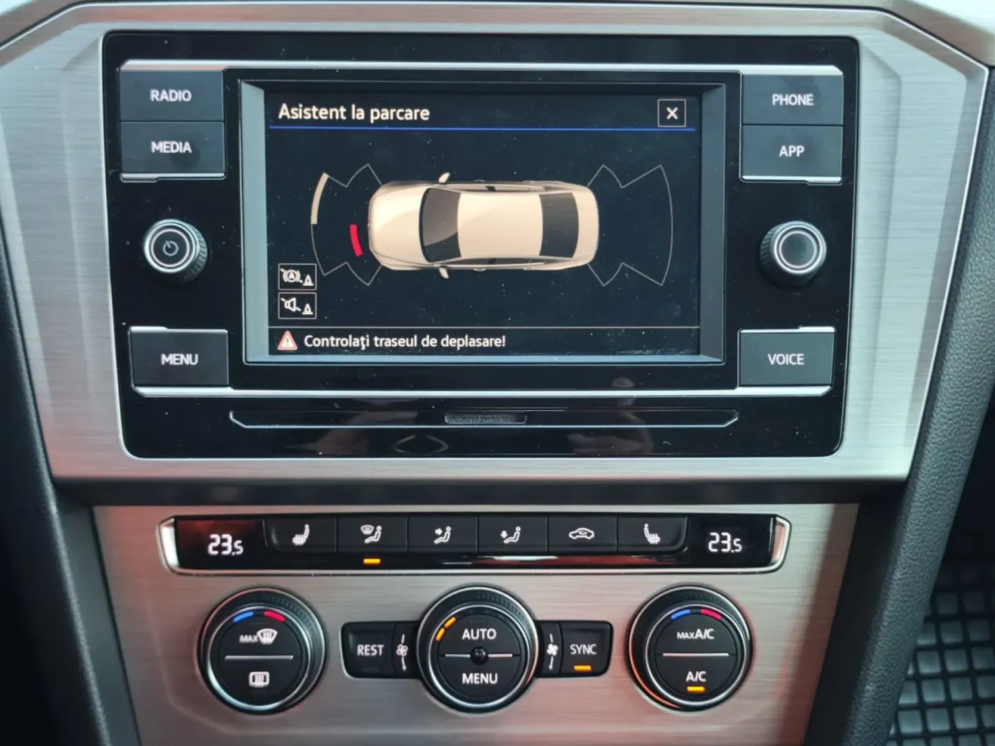 Cumpara/ Vinde online Volkswagen Passat 2020 SH, la cel mai bun pret pentru tine!