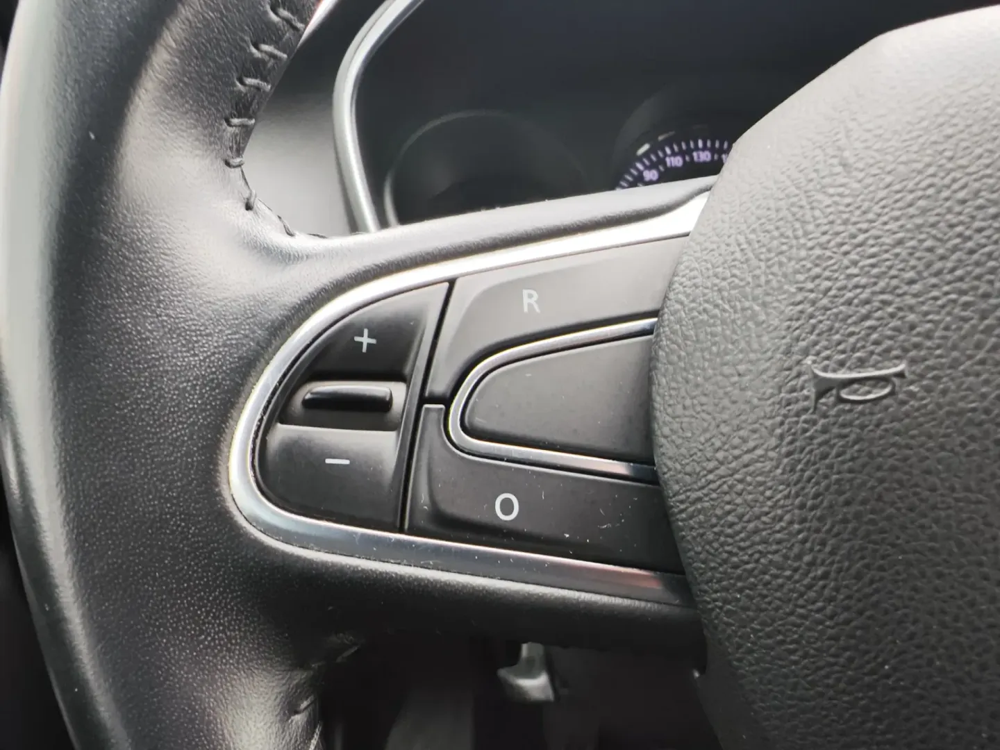 Cumpara/ Vinde online Renault  Megane 2018 SH, la cel mai bun pret pentru tine!