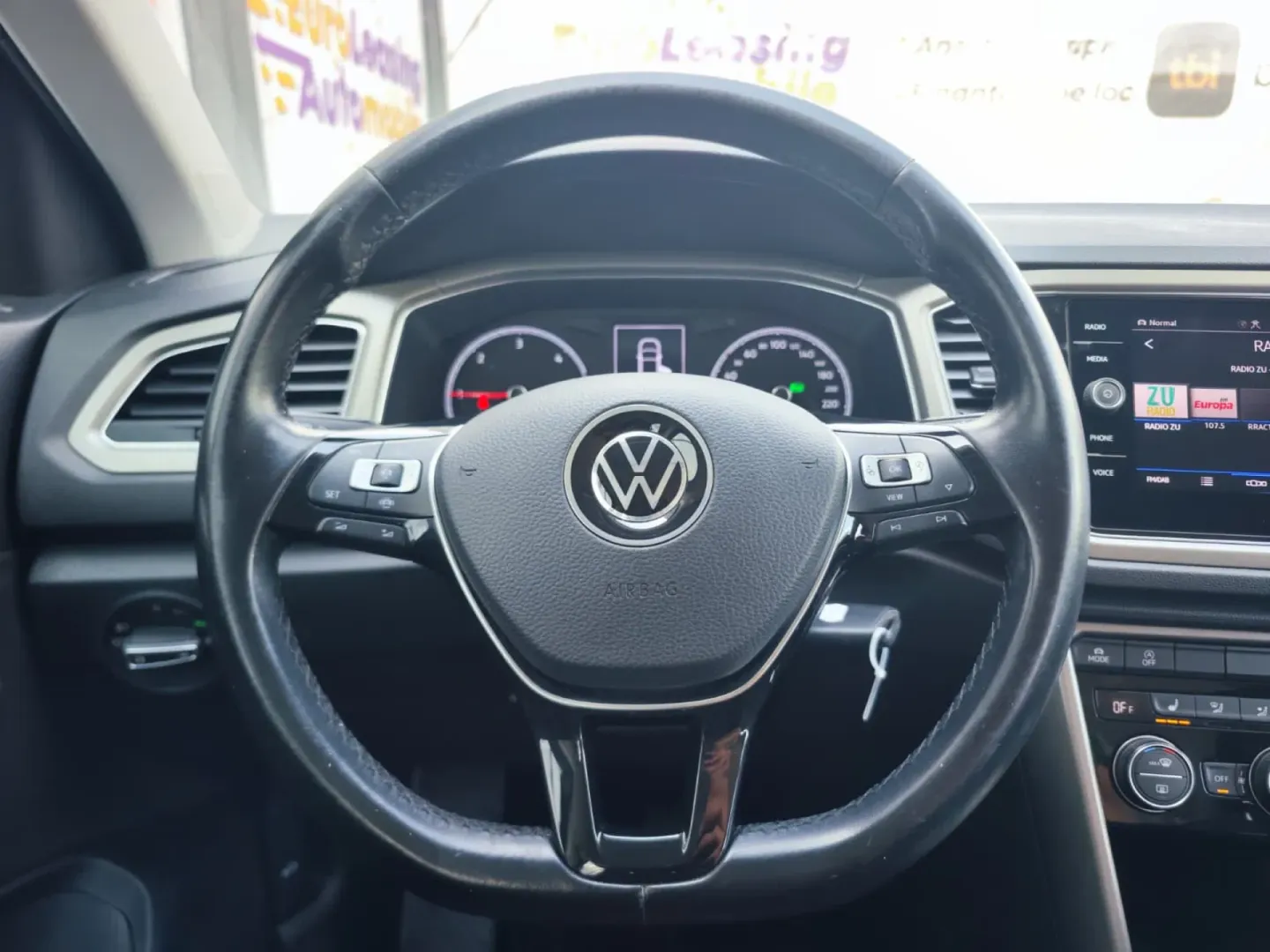 Cumpara/ Vinde online Volkswagen T-Roc 2021 SH, la cel mai bun pret pentru tine!
