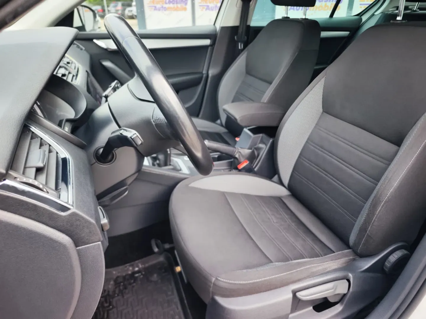 Cumpara/ Vinde online Skoda Octavia 2020 SH, la cel mai bun pret pentru tine!