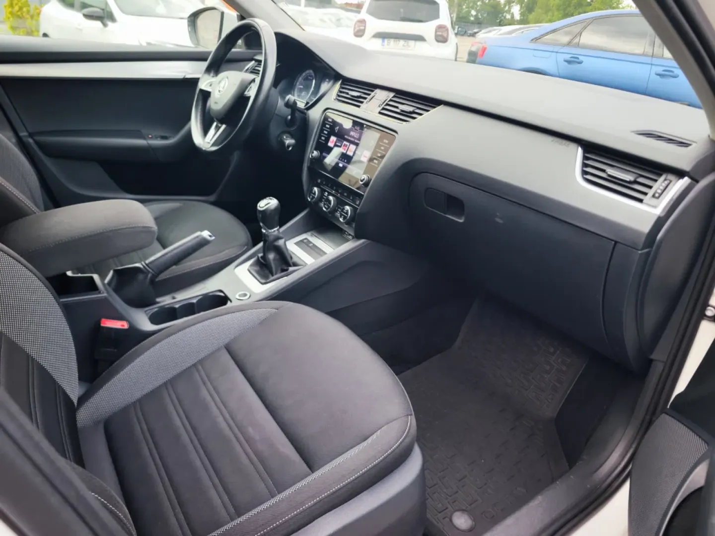 Cumpara/ Vinde online Skoda Octavia 2020 SH, la cel mai bun pret pentru tine!