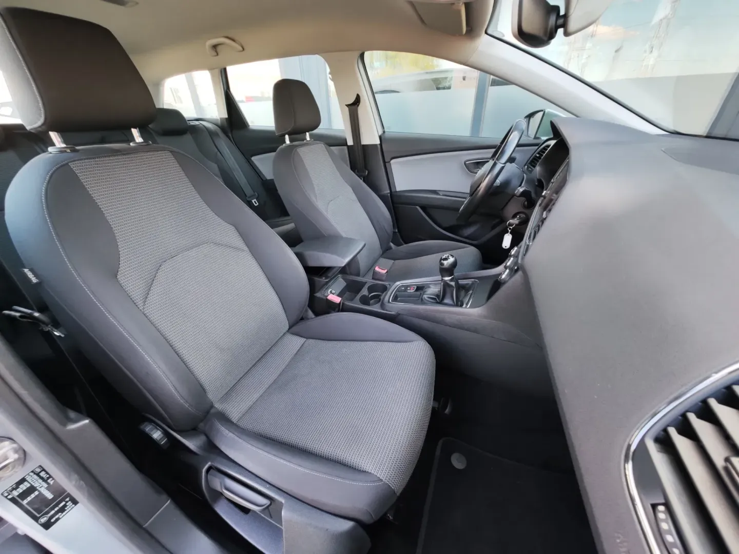 Cumpara/ Vinde online Seat Leon 2018 SH, la cel mai bun pret pentru tine!