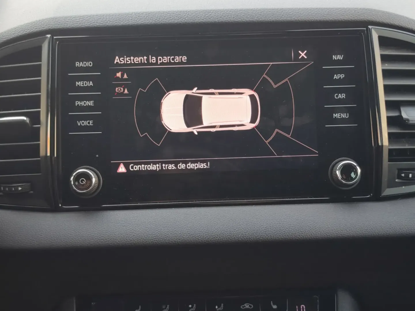 Cumpara/ Vinde online Skoda Karoq 2020 SH, la cel mai bun pret pentru tine!