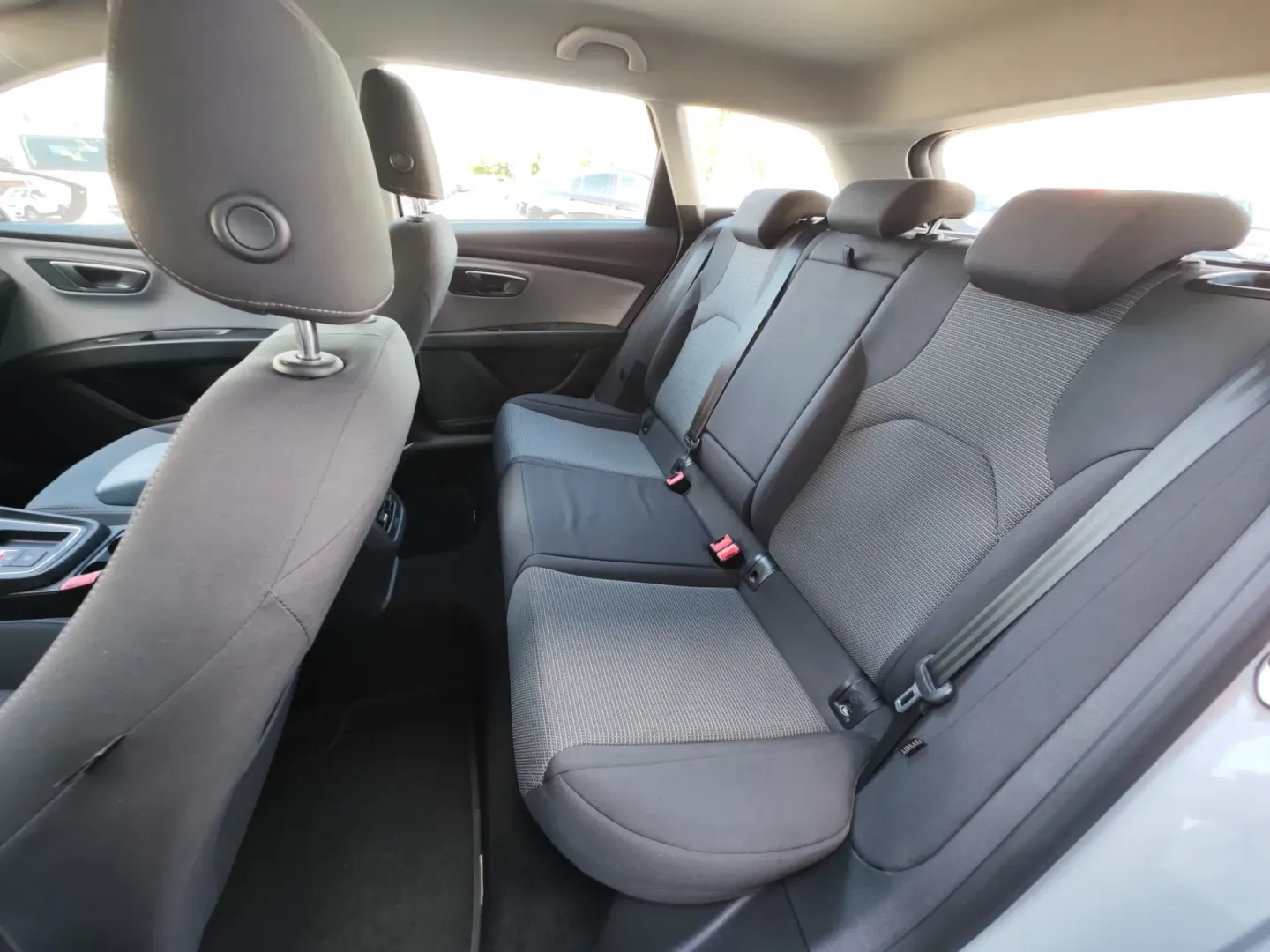 Cumpara/ Vinde online Seat Leon 2018 SH, la cel mai bun pret pentru tine!