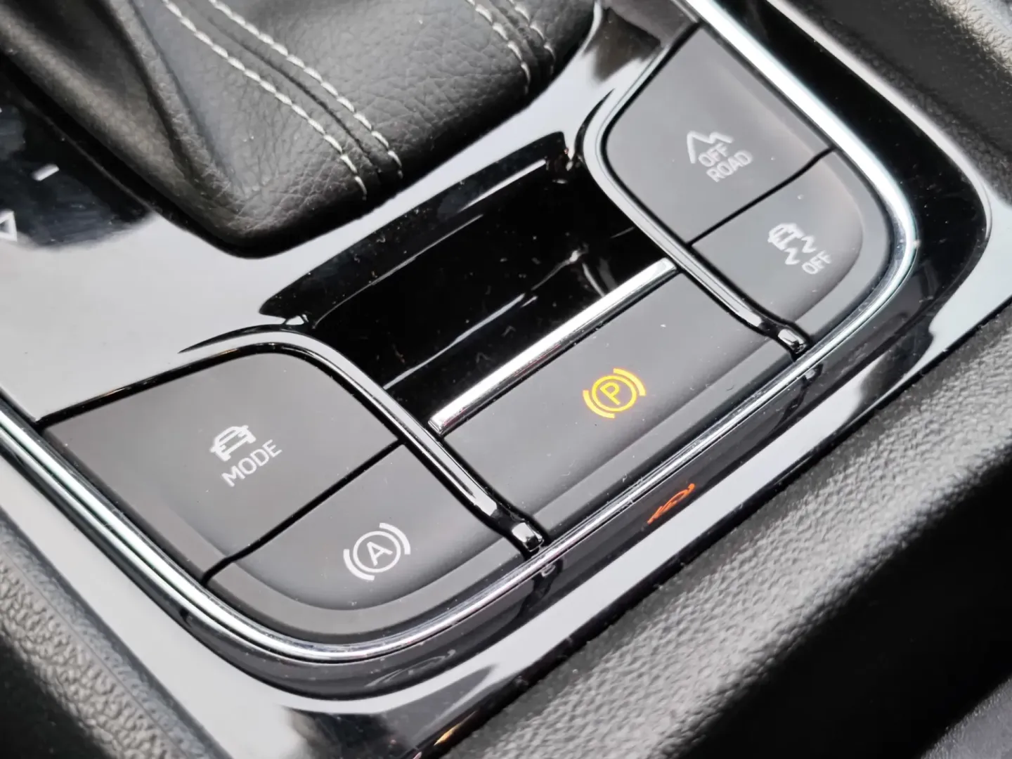Cumpara/ Vinde online Skoda Karoq 2020 SH, la cel mai bun pret pentru tine!