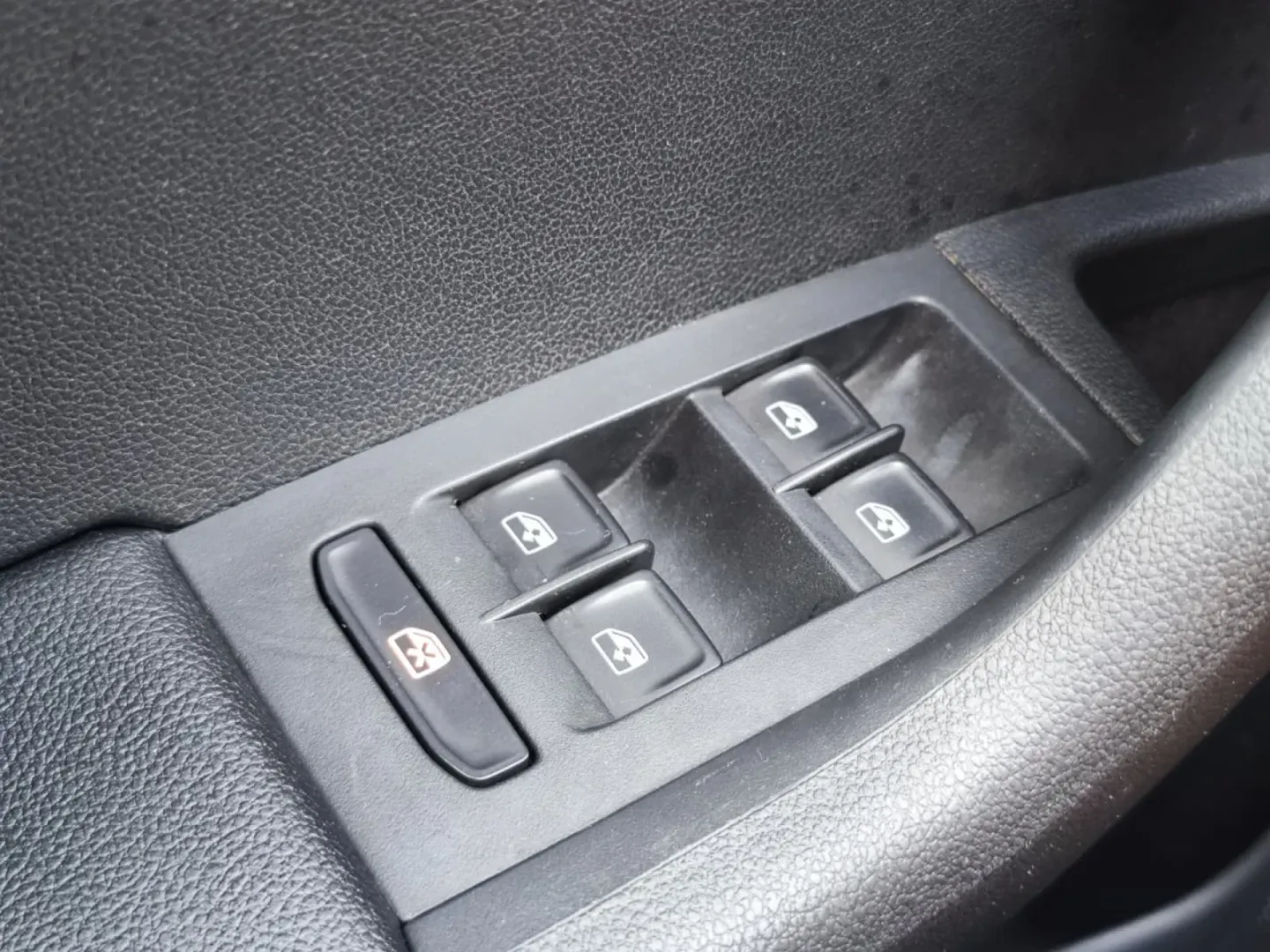 Cumpara/ Vinde online Skoda Octavia 2020 SH, la cel mai bun pret pentru tine!