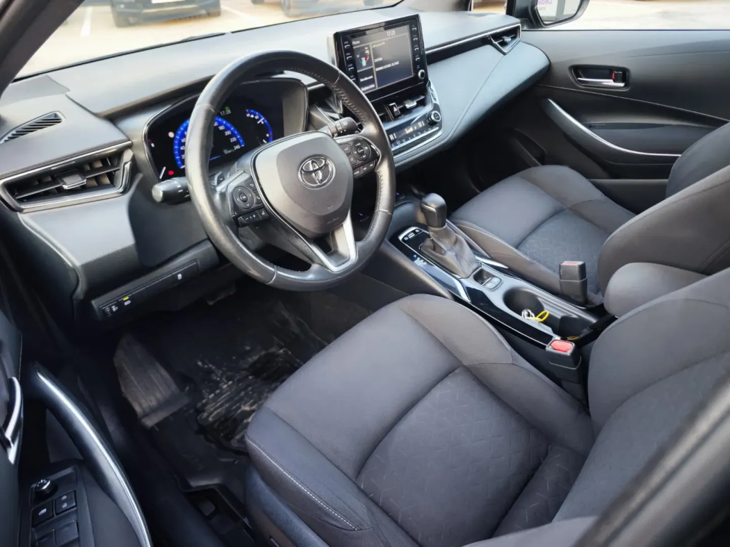 Cumpara/ Vinde online Toyota Corolla 2021 SH, la cel mai bun pret pentru tine!