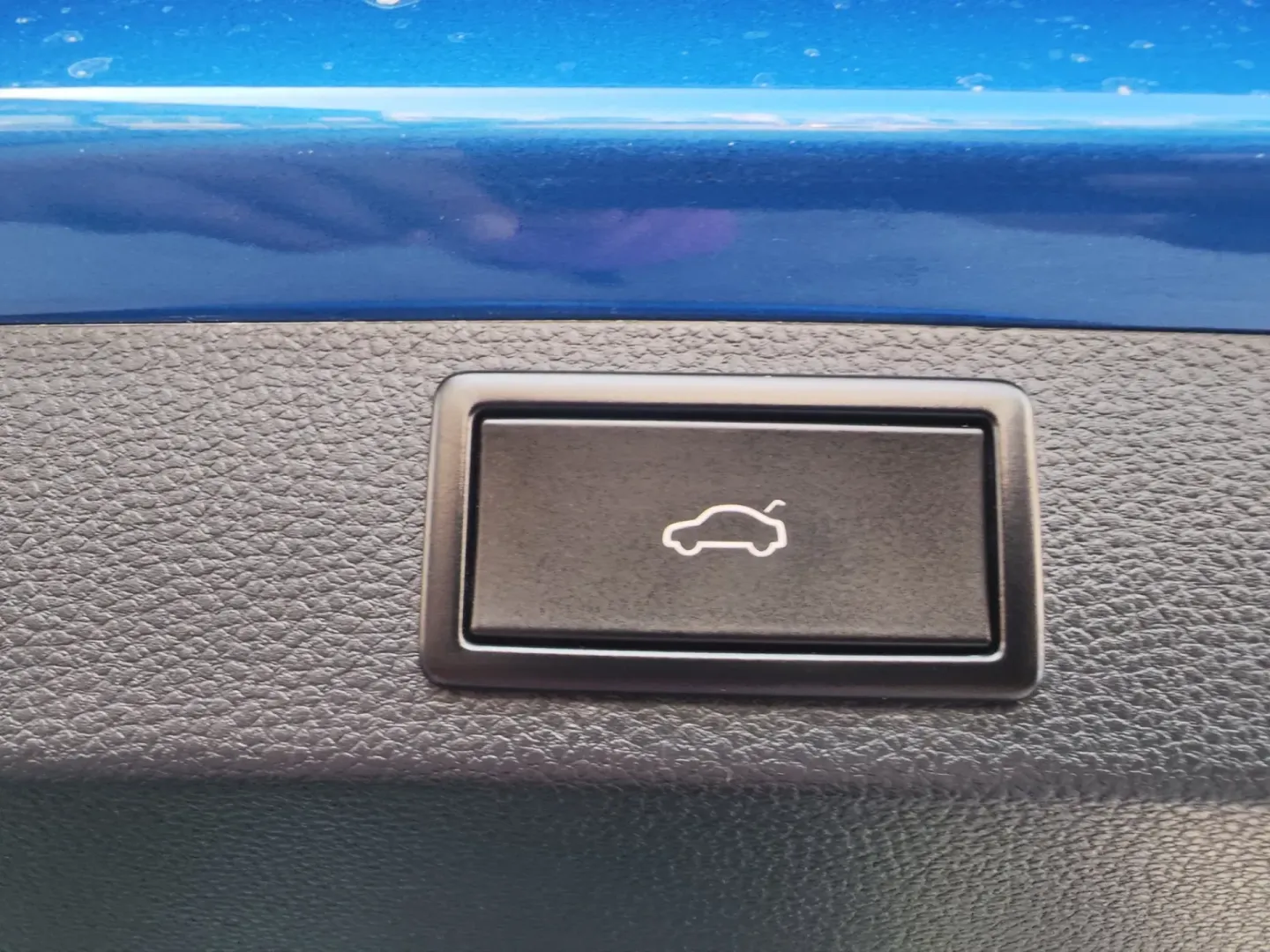 Cumpara/ Vinde online Skoda Karoq 2020 SH, la cel mai bun pret pentru tine!