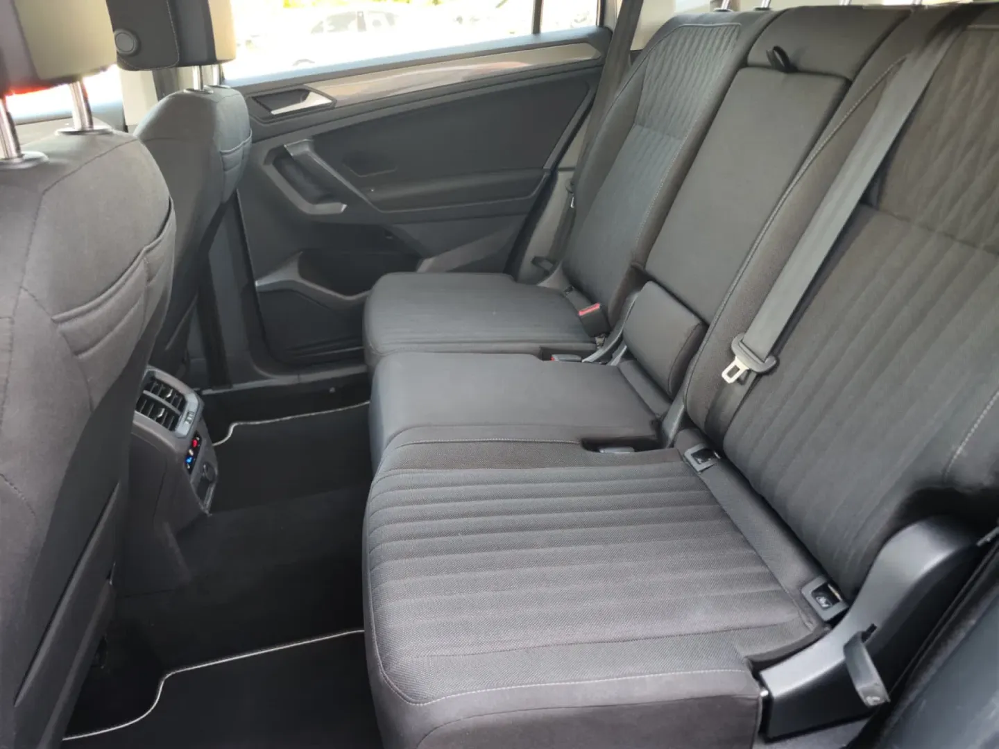 Cumpara/ Vinde online Volkswagen Tiguan 2022 SH, la cel mai bun pret pentru tine!