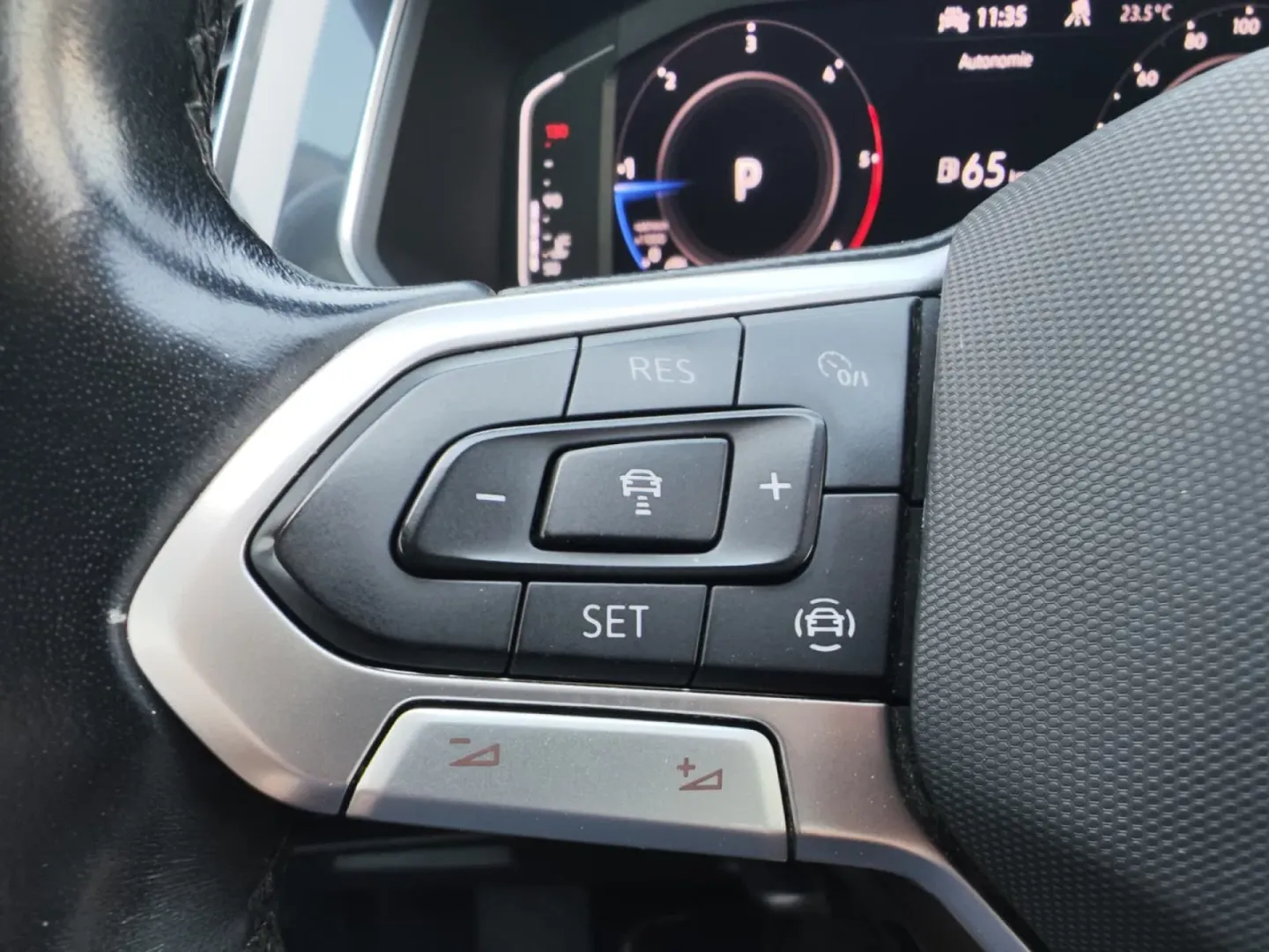 Cumpara/ Vinde online Volkswagen Tiguan 2022 SH, la cel mai bun pret pentru tine!