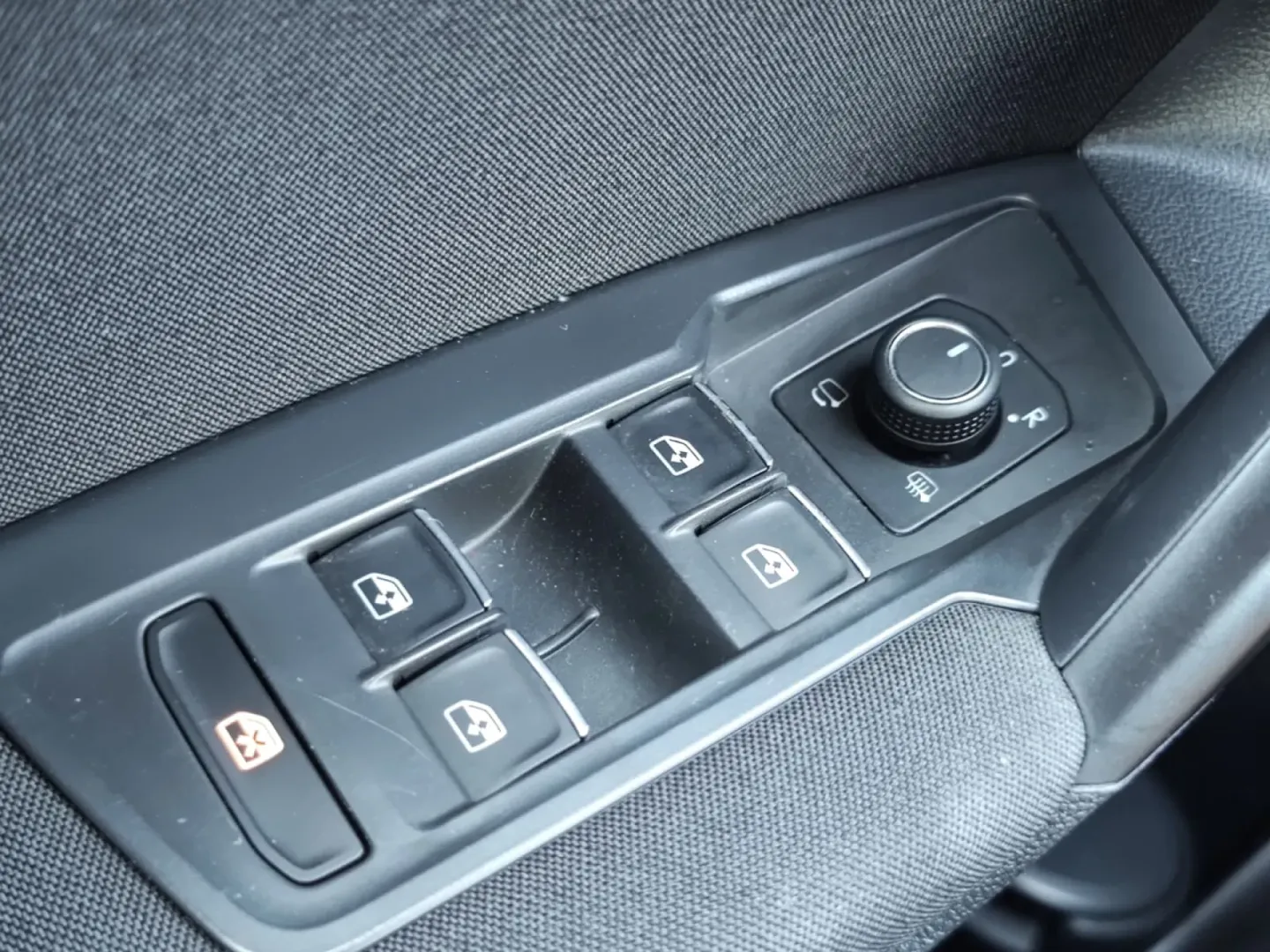 Cumpara/ Vinde online Volkswagen Tiguan 2022 SH, la cel mai bun pret pentru tine!