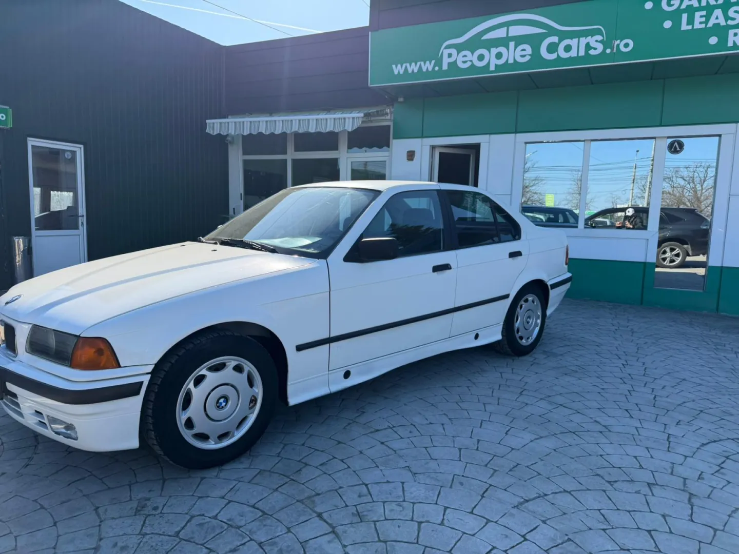 Cumpara/ Vinde online BMW 3 Series 1992 SH, la cel mai bun pret pentru tine!