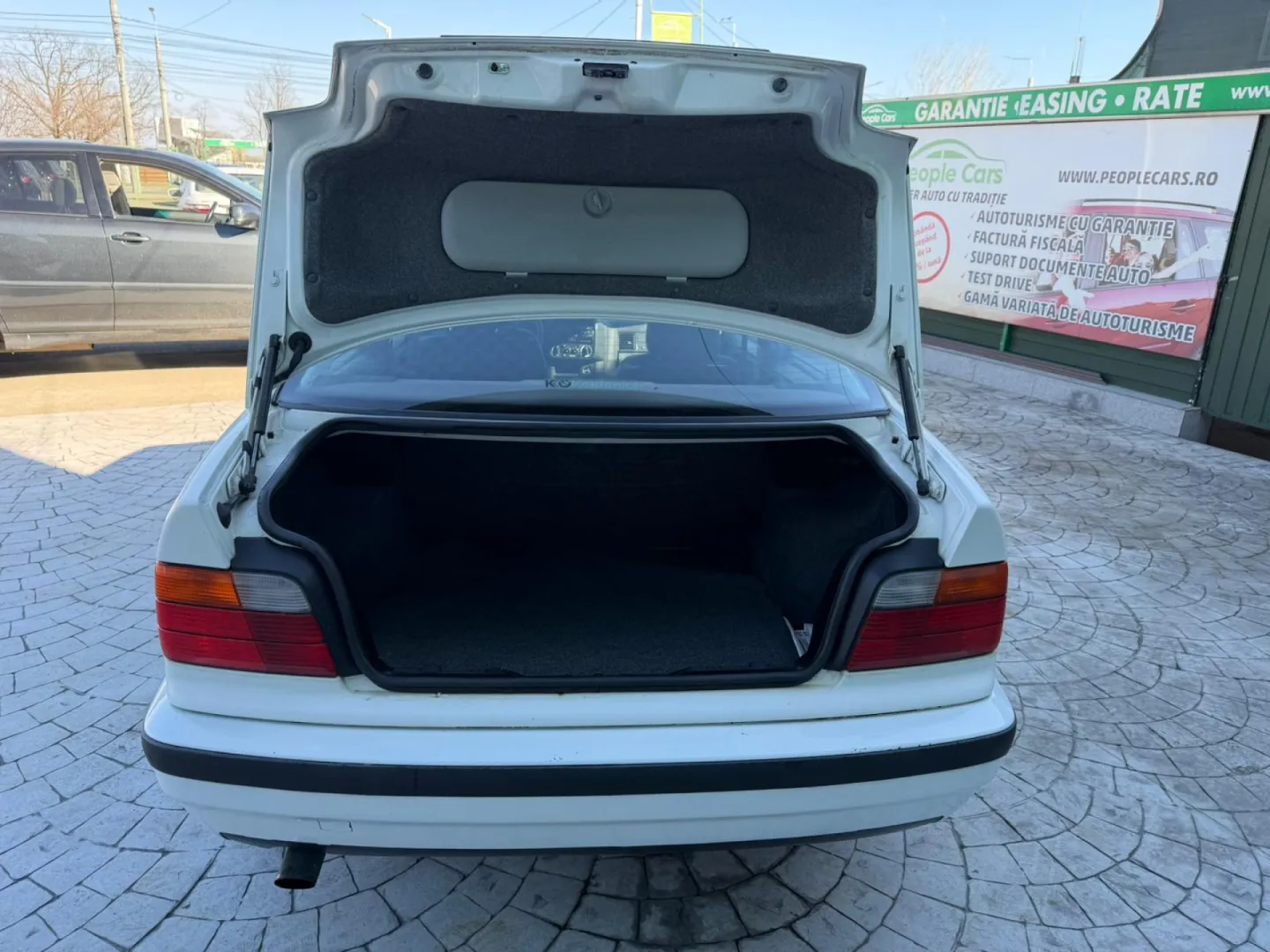 Cumpara/ Vinde online BMW 3 Series 1992 SH, la cel mai bun pret pentru tine!