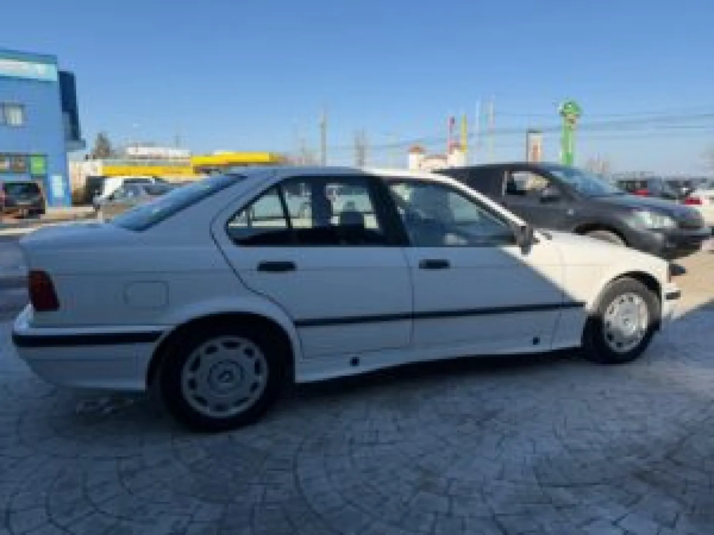 Cumpara/ Vinde online BMW 3 Series 1992 SH, la cel mai bun pret pentru tine!
